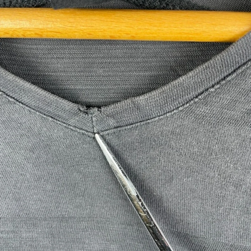 Jordan Shirt Mens Large Gray Striped  V Neck Faded Elephant Tag Michael Nike